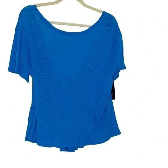 𝅺BLUE short sleeve blouse with back V neckline. Size M - Picture 6 of 8